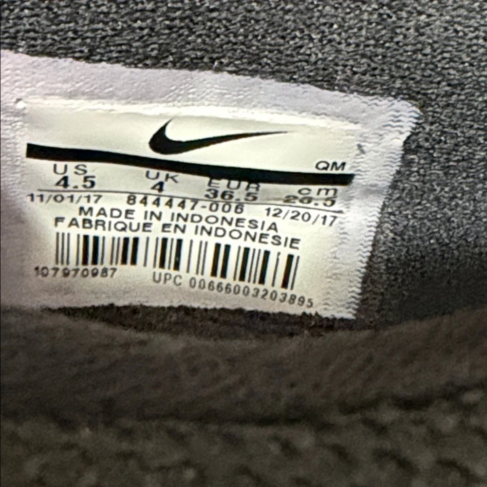 Nike SB Koston Hypervulc Black & Gray Skater Sneakers, Kid Size 4.5. Skateboard.